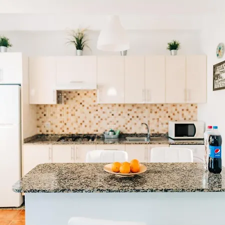 La Palmera - Fabulosa Casa, Lanzarote, * Playa Honda (Lanzarote)